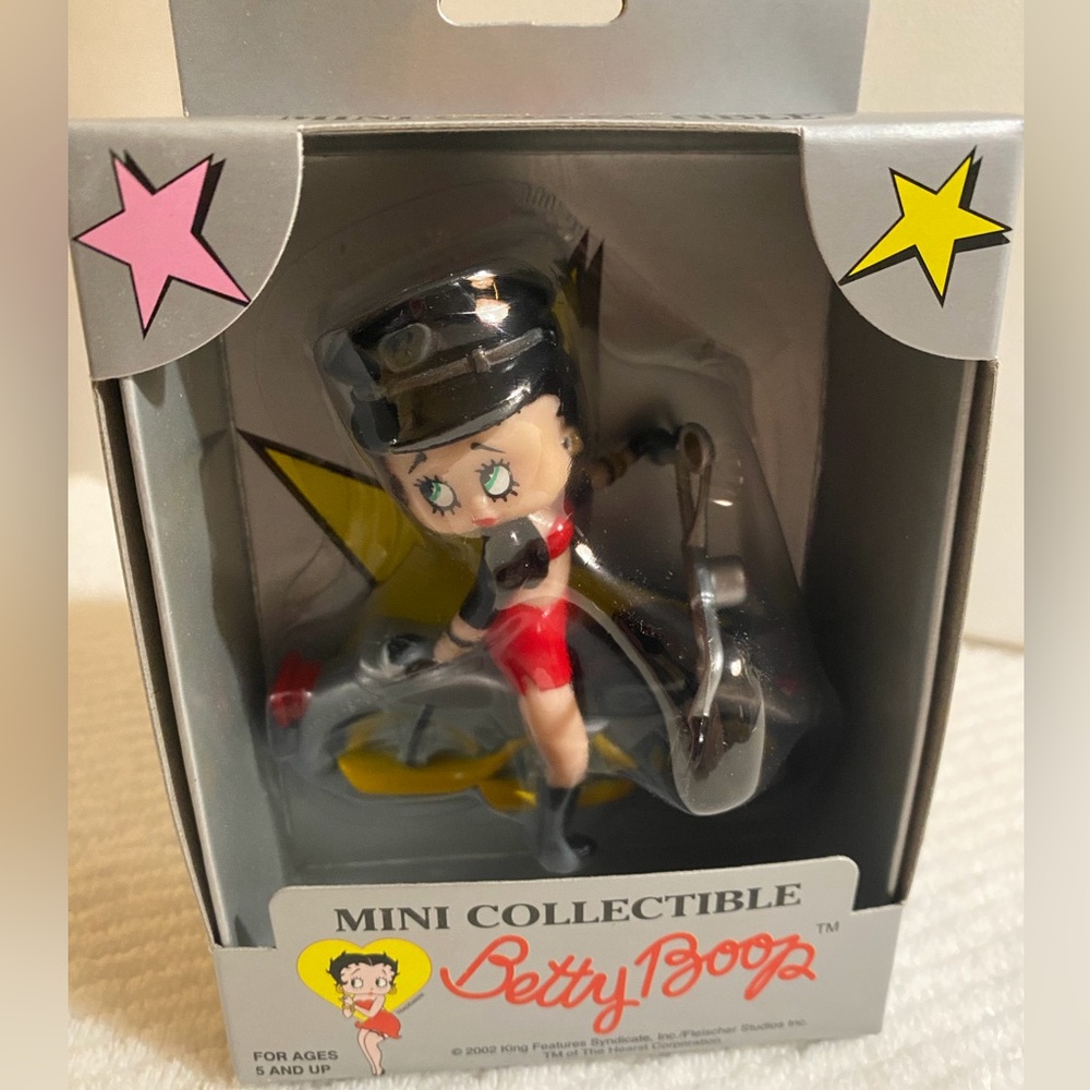 Betty Boop Vintage Collectable Figurine - Picture 8 of 13